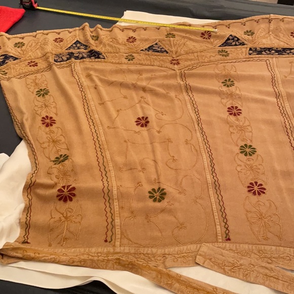 Gorgeous vintage long embroidered wraparound beige skirt made in India (mlb) - Picture 12 of 16